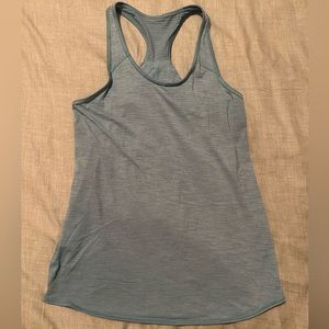 Lululemon blue tank size 6